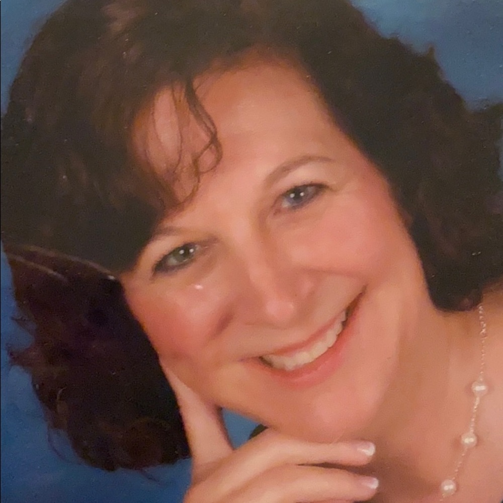 Meet your Posher, Lori